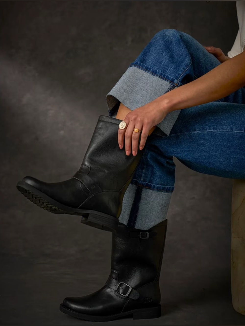Frye & Co Chesney Short Black Leather Buckle Boots Women’s Size 9 (NWOT)